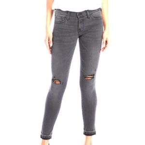 🎆3 for $30🎆 
NWT! Flying Monkey Women's Ripped Knee Skinny Jeans, Gray Wash